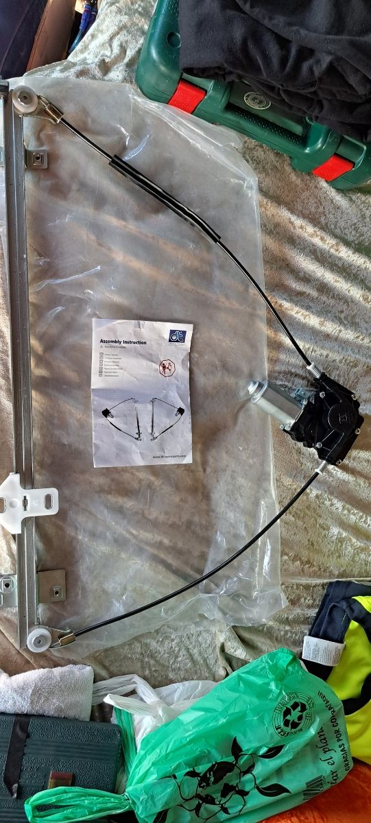 Elevalunas daf xf 95 y 105