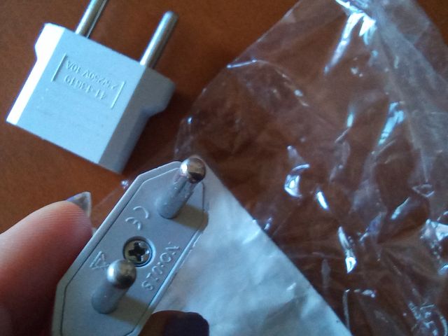 Adaptador de enchufes