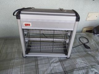 Zanzariera elettrica