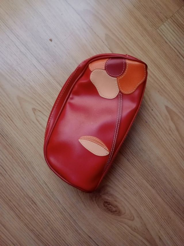 Neceseres , lote de 5