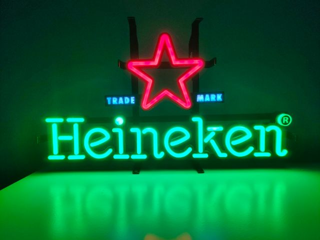 Luminoso Heineken