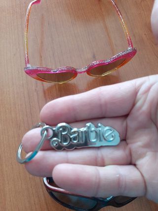 Gafas sol+llavero barie