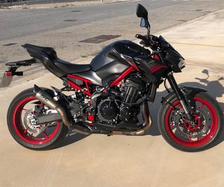 Kawasaki Z900 Carbono