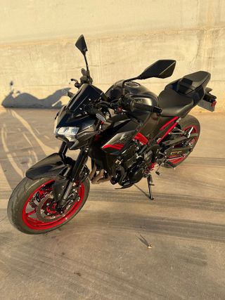Kawasaki Z900 Carbono