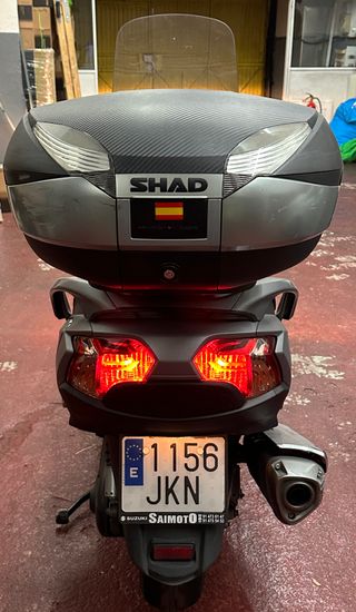 SUZUKI BURGMAN 650 EXECUTIVE