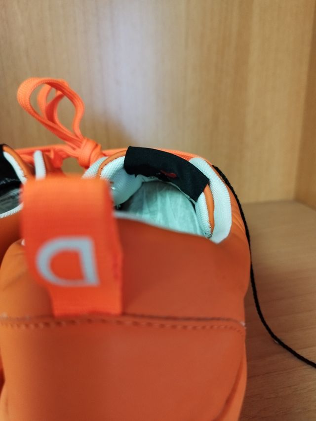 Zapatillas desigual naranja 🧡 talla 38