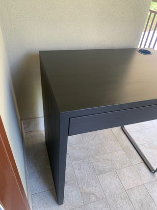 Scrivania ikea nuova 