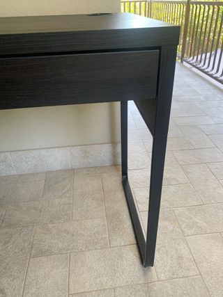 Scrivania ikea nuova 