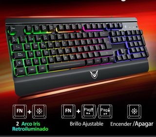 Teclado gaming con luces RGB 100%.