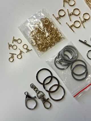 Lote cierres collar y llavero