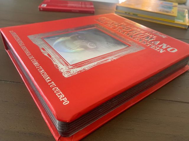 El libro del cuerpo humano del Dr. Frankenstein