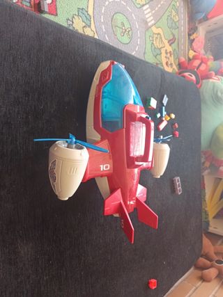 Avión patrulla canina grande