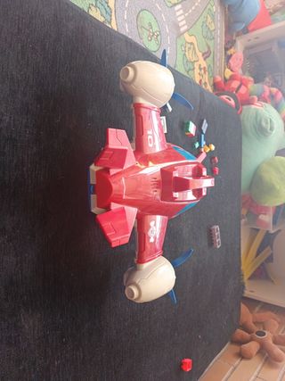 Avión patrulla canina grande