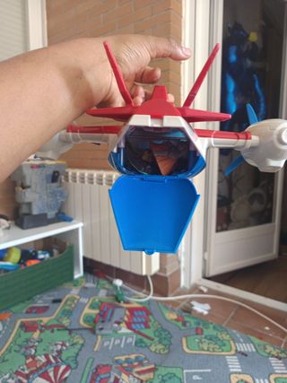 Avión patrulla canina grande