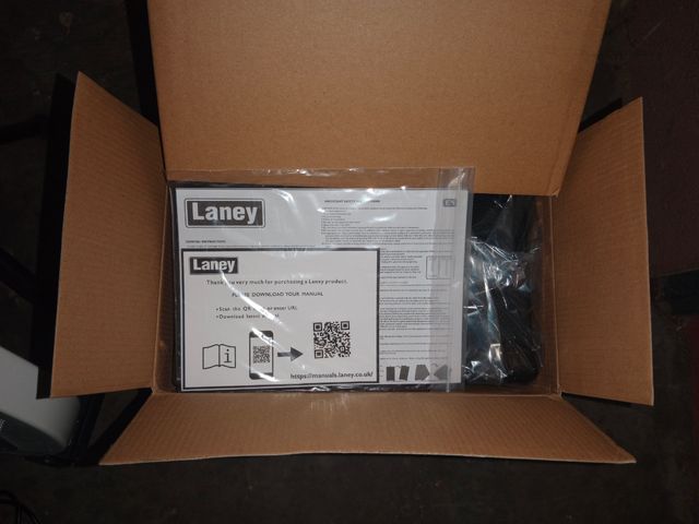 Conjunto guitarra + amplificador