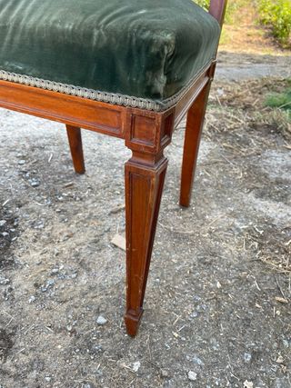 SEDIA IN LEGNO CON SCHIENALE DRITTO