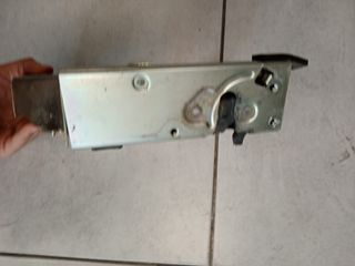Cerradura porton trasero derecho FORD TOURNEO CON