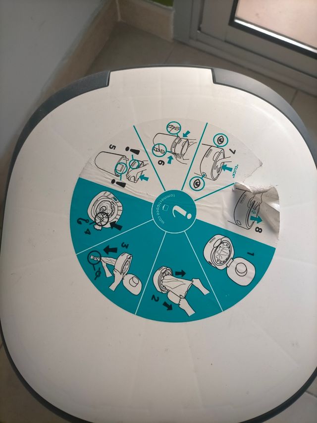 Contenedor pañales bebes