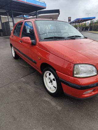 Renault Clio 1998
