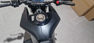 Husqvarna svartpilen 801