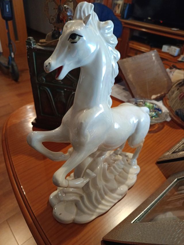 Figura caballo ceramico