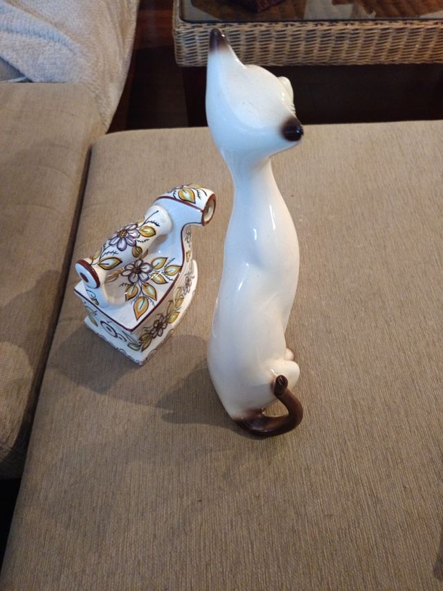 Gato cerámico del año 60