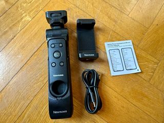 TRIPODE Y SELFIE STICK CON MANDO A DISTANCIA