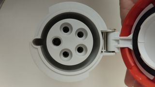 Presa per quadro elettrico industriale 
