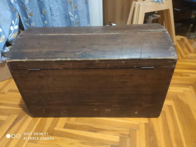 Baule legno massiccio antiquariato '900