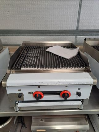 BARBACOA A GAS PIEDRA VOLCANICA