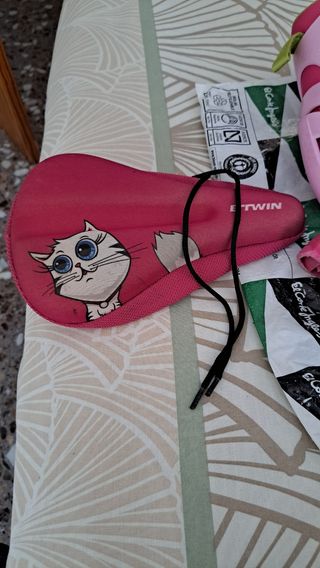 Patines línea 30-32 y funda sillin bici