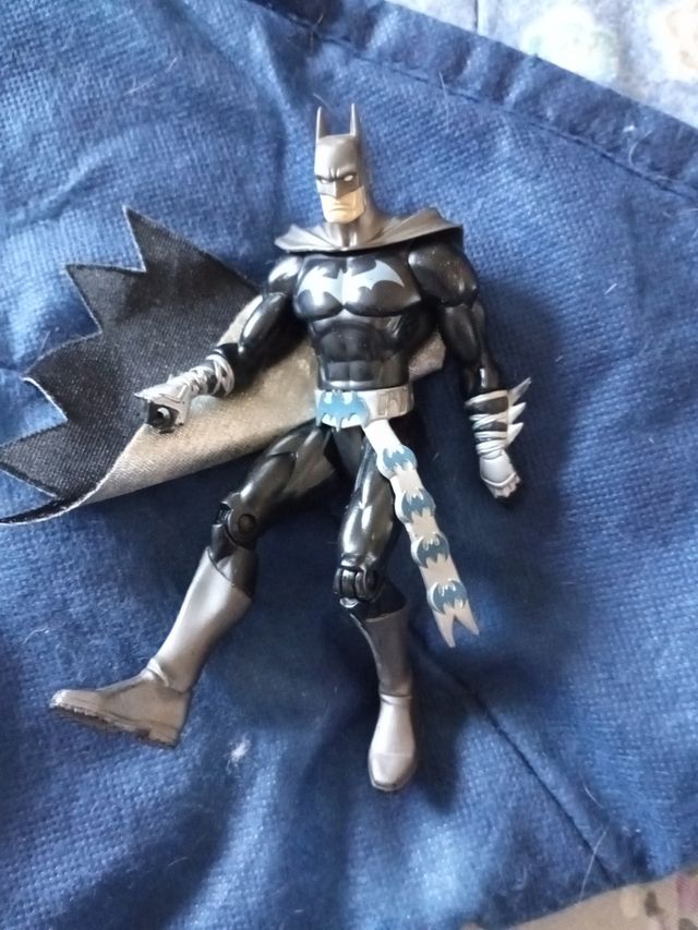 Figuras de Batman y Robin