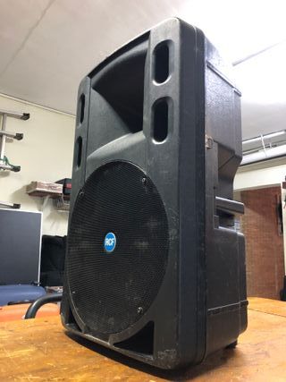 Altavoces autoamplificados RCF 15" ART 500A (€/ud)
