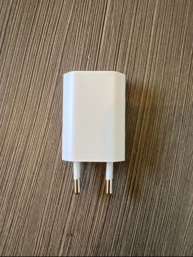 Cargador original Apple 5W