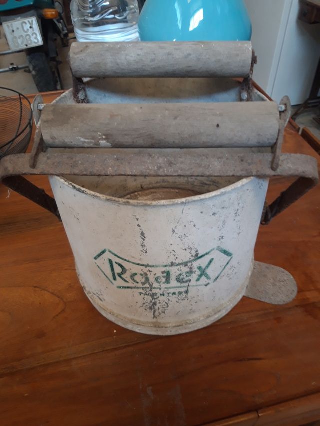 Cubo de fregar antiguo Radex