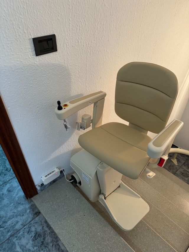 Silla salvaescaleras a estrenar - Consultar precio