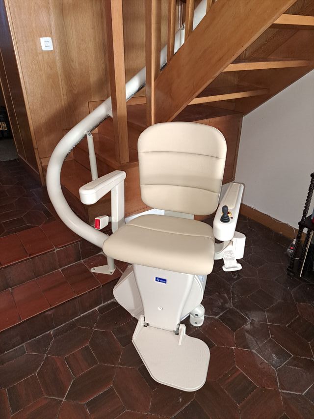 Silla salvaescaleras a estrenar - Consultar precio