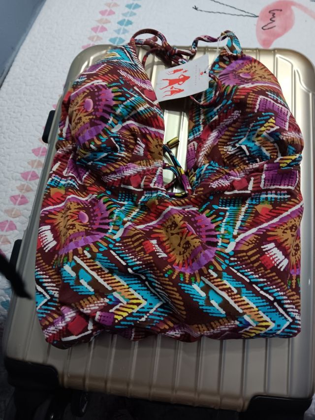 Bañador colores piel melocotón