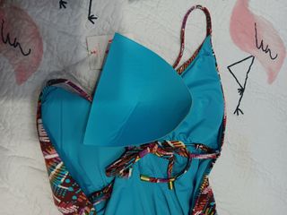 Bañador colores piel melocotón
