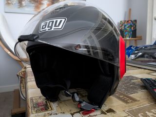 Casco Jet AGV Fluid Pix Negro Rojo