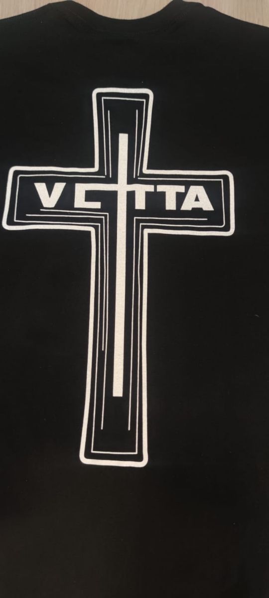 Camiseta Veta negra