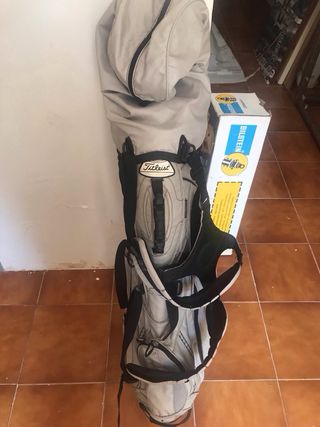 palos y bolsa golf