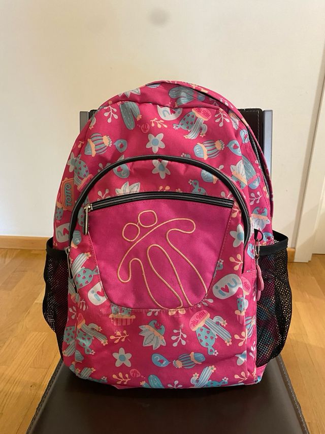 Mochila escolar Totto adaptable a carro