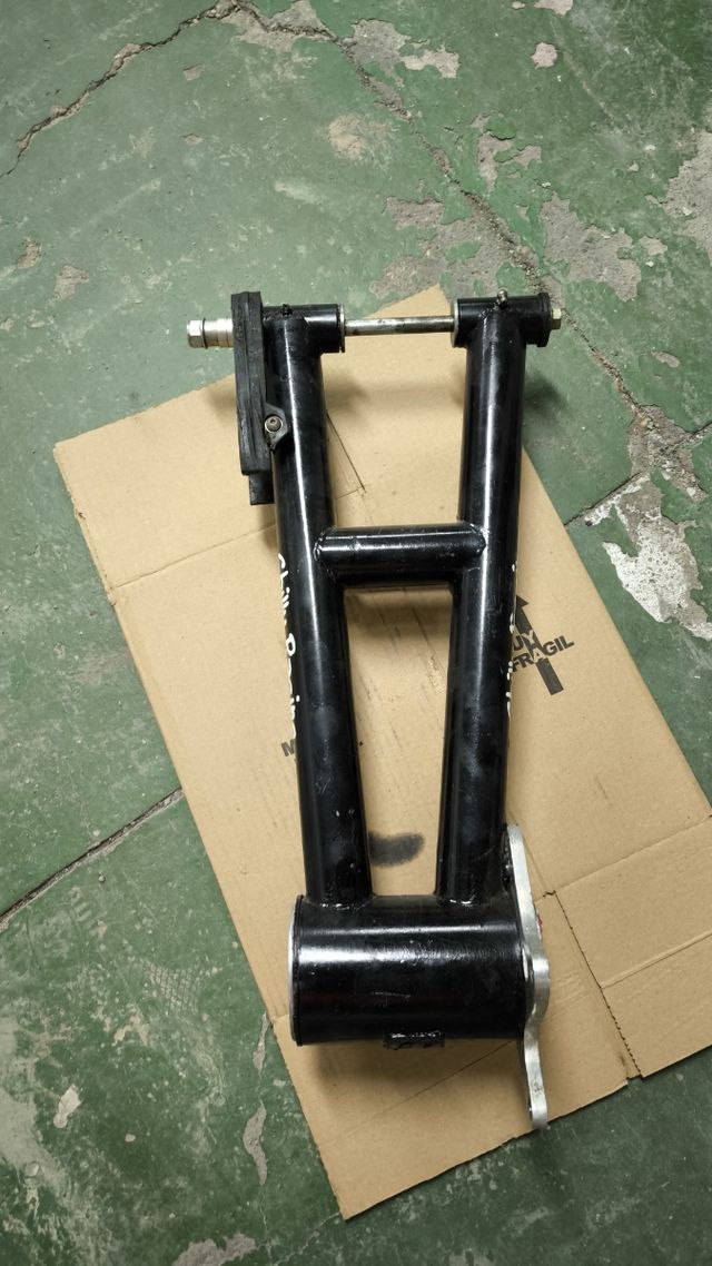 Goes 450x.Basculante quad Chilly Racing