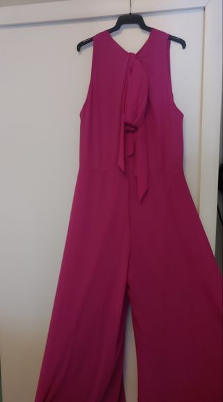 Vestido mono color fucsia