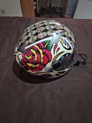 Casco nzi la calavera mexicana