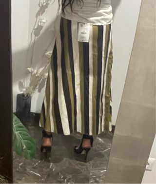 Falda piel Zara