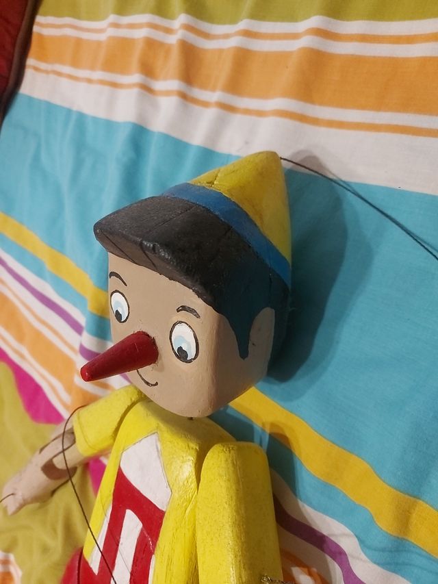 Marioneta pinocho de madera antigua