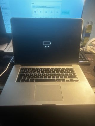 MacBook Pro 15" 256 Gb de memoria