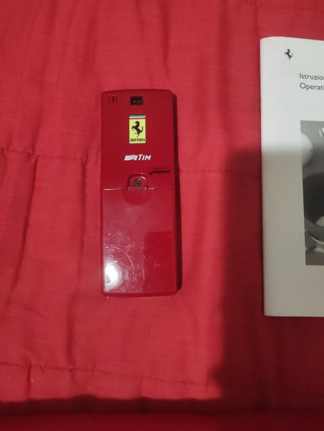 Telefono Ferrari vintage